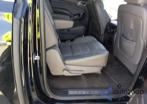 2016 GMC Yukon Xl Denali z USA, uszkodzony, nr VIN 1GKS1HKJ5GR334707